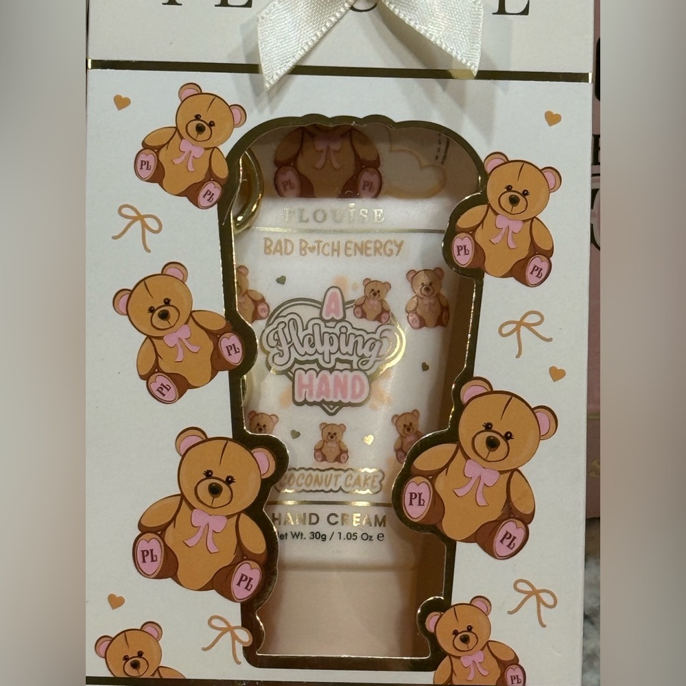 P. Louise.  Teddy Collection.  Coconut Cake Hand Cream with Keychain clip/Charms